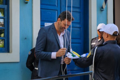 Prefeito de Mangaratiba resolve pendência na Justiça Eleitoral