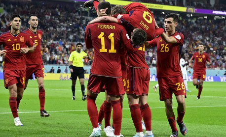 Gavi faz história e se torna o jogador mais novo a marcar um gol na Copa do  Mundo desde Pelé