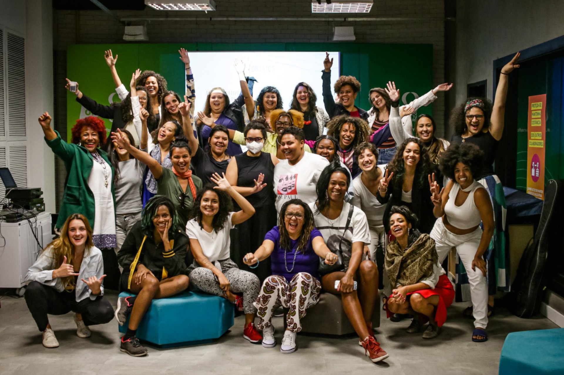 Residência MARES, voltada para a promoção da diversidade de gênero e raça no mercado da música, apresenta show com composições autorais de 24 artistas no Teatro Rival Refit - Divulgação