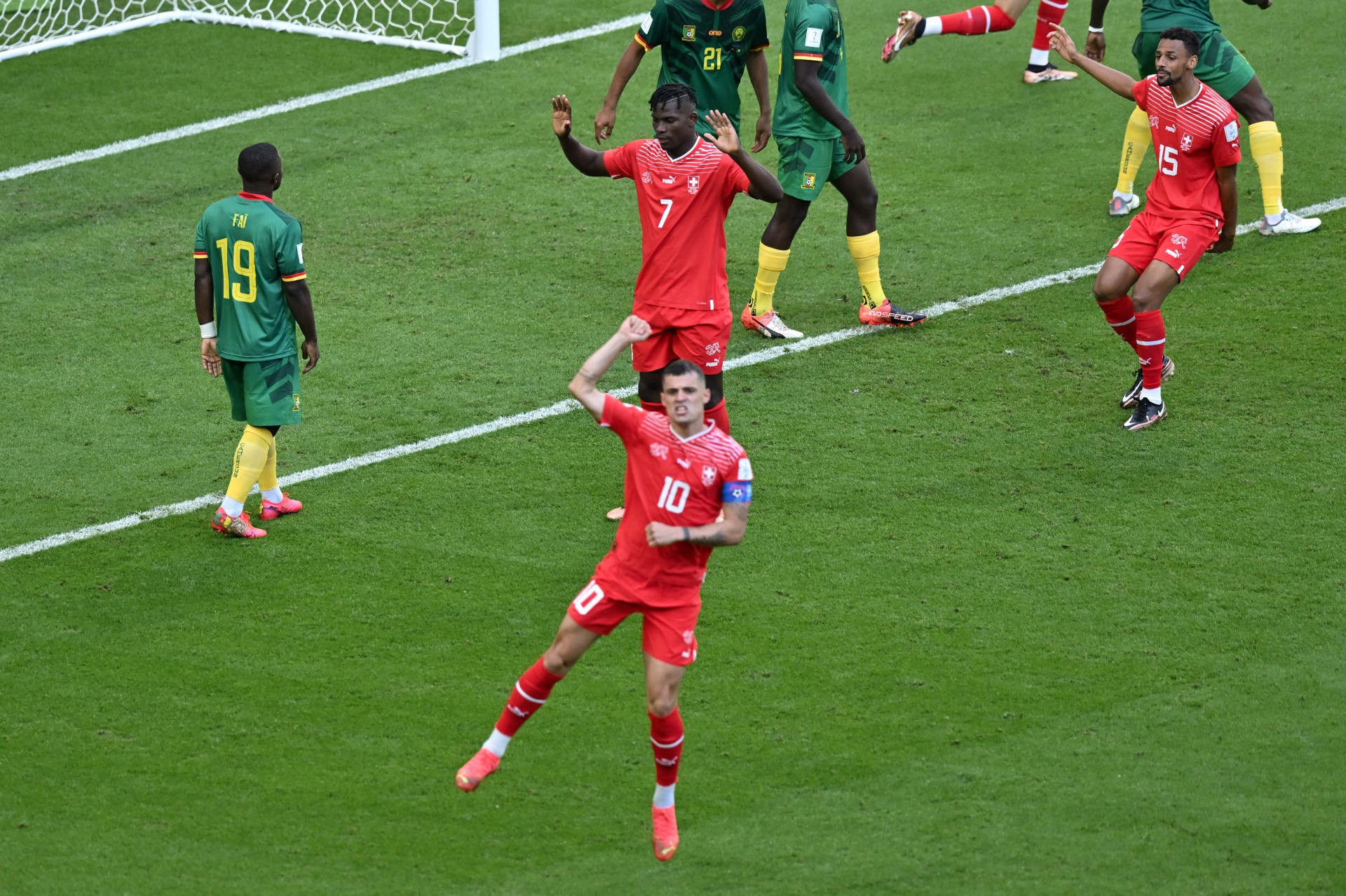 Suíça levou a melhor e venceu Camarões - AFP