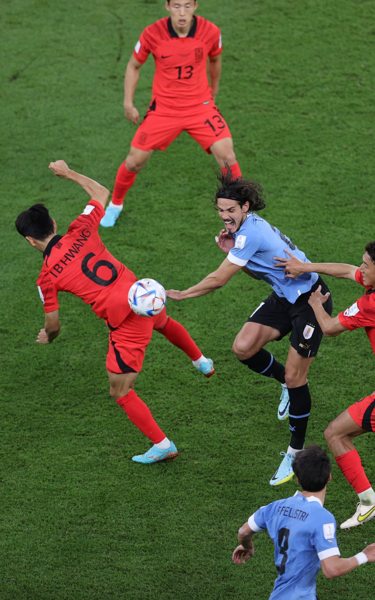 Uruguai e Coreia do Sul fizeram um jogo muito fraco tecnicamente pelo Grupo E da Copa do Mundo