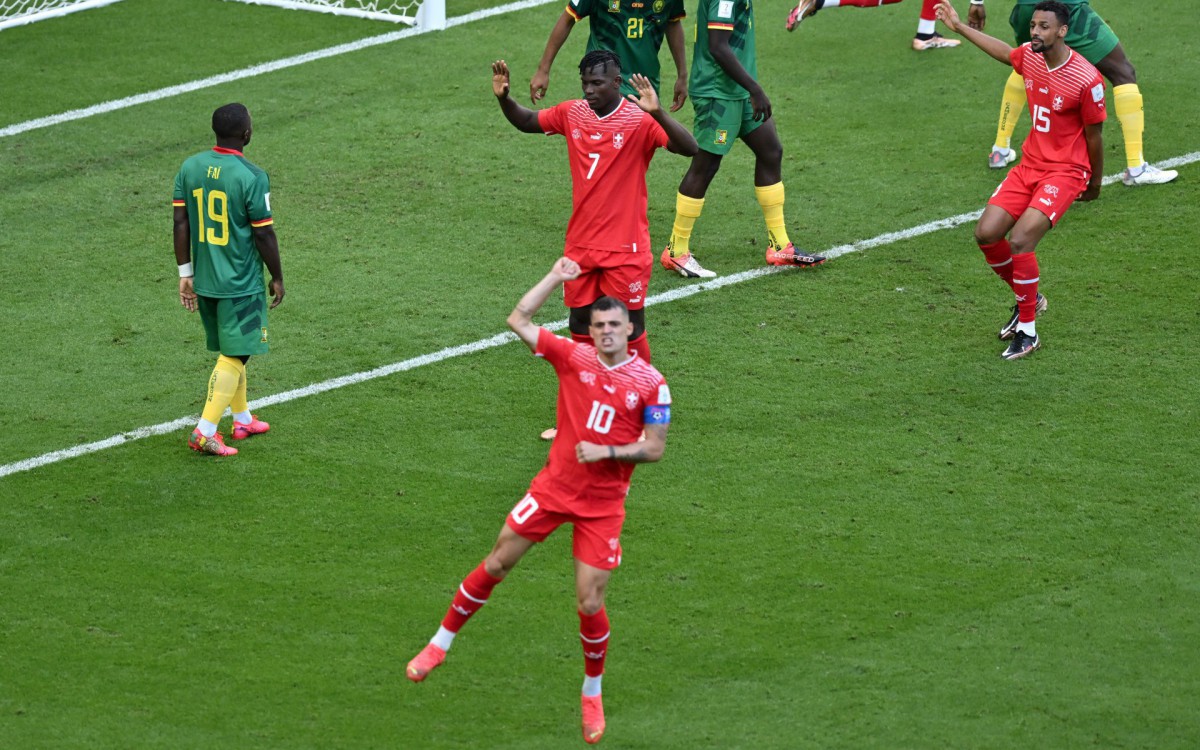 Su&iacute;&ccedil;a levou a melhor e venceu Camar&otilde;es