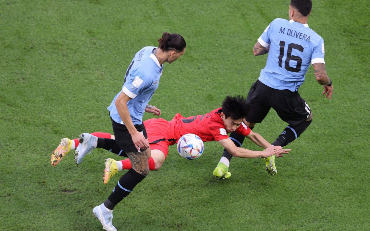 Uruguai e Coreia do Sul fizeram um jogo muito fraco tecnicamente pelo Grupo E da Copa do Mundo