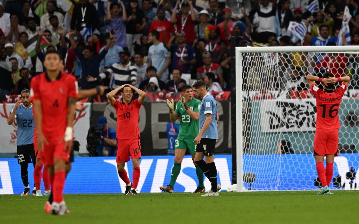 Uruguai e Coreia do Sul fizeram um jogo muito fraco tecnicamente pelo Grupo E da Copa do Mundo