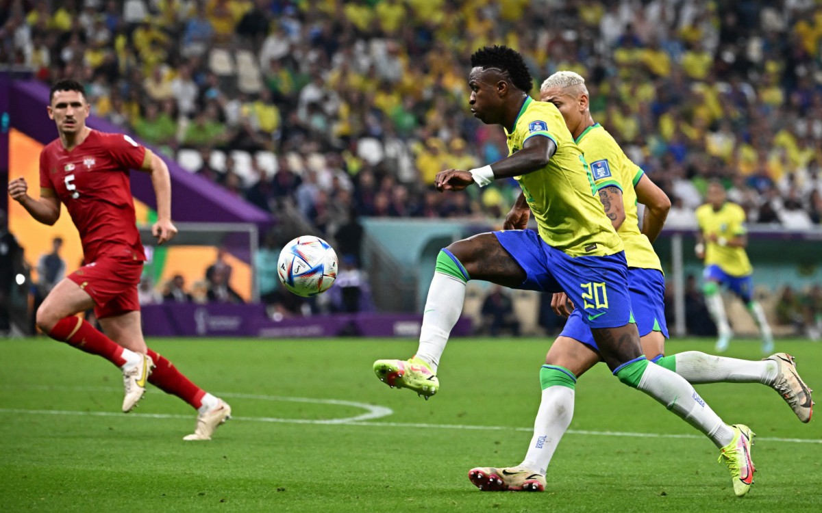 Brasil fez sua estreia na Copa do Mundo contra a S&eacute;rvia