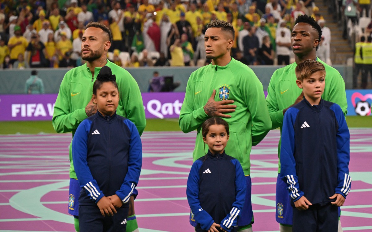Brasil fez sua estreia na Copa do Mundo contra a S&eacute;rvia