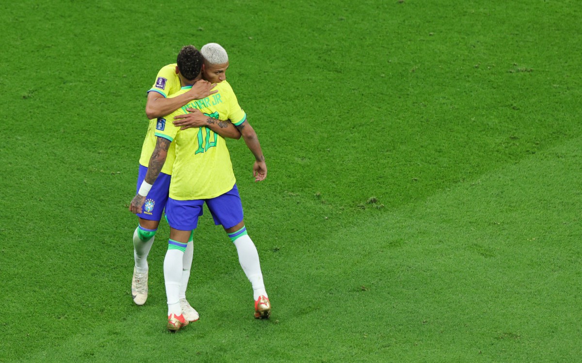 Brasil fez sua estreia na Copa do Mundo contra a S&eacute;rvia