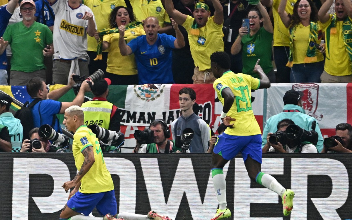 Brasil fez sua estreia na Copa do Mundo contra a S&eacute;rvia