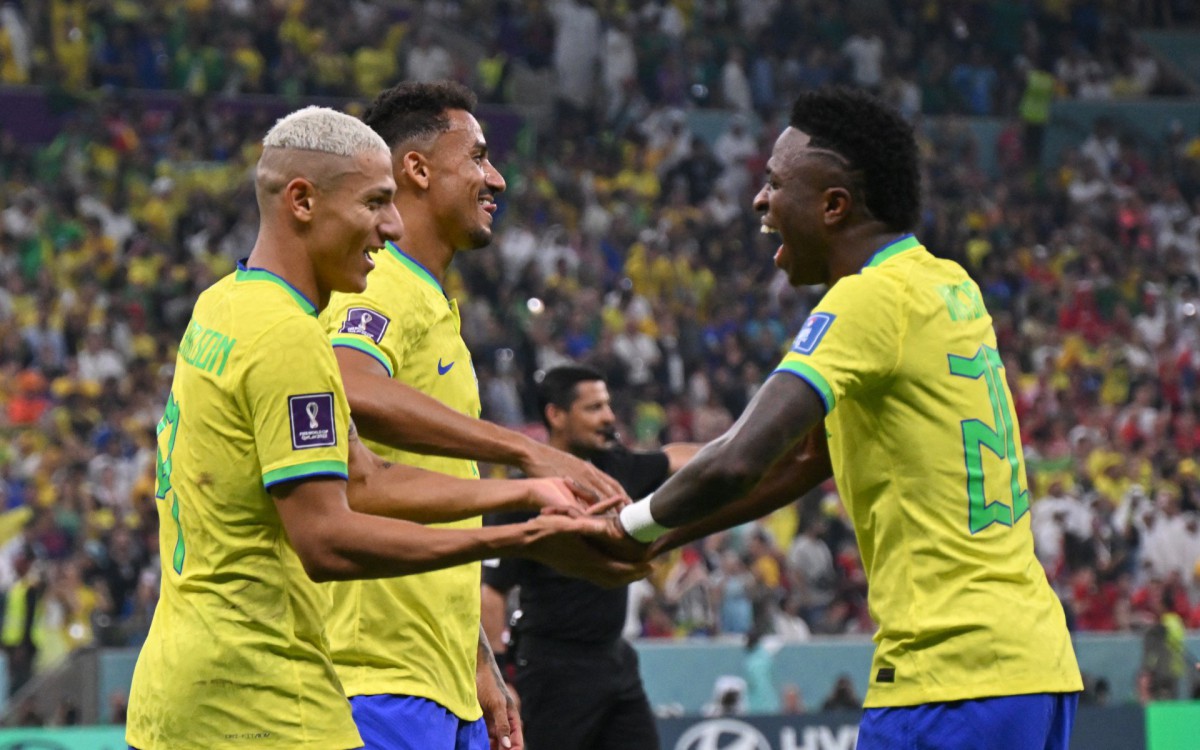 Brasil fez sua estreia na Copa do Mundo contra a S&eacute;rvia