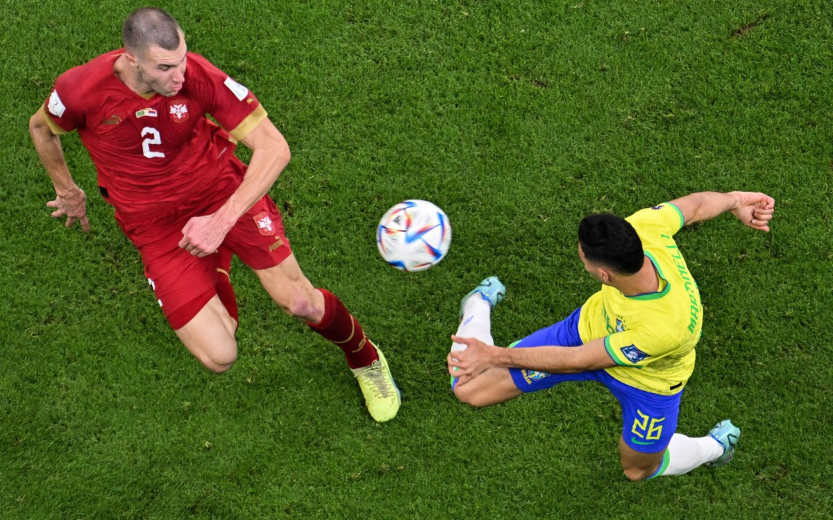 Brasil fez sua estreia na Copa do Mundo contra a S&eacute;rvia