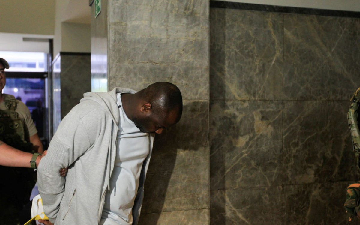 O nigeriano Osita Godwin Njoku, de 33 anos, foi preso em opera&ccedil;&atilde;o da PF; ele seria o respons&aacute;vel por carga de cinco toneladas de coca&iacute;na apreendida no Porto do Rio, em outubro do ano passado