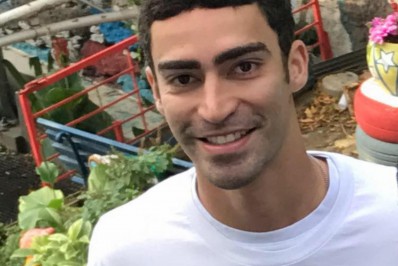 Professor de educação física carioca morre afogado após mal súbito em praia de Salvador