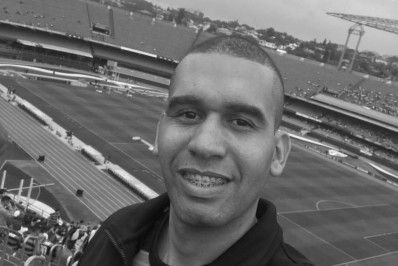 Corpo de PM morto a tiros em Vigário Geral é sepultado na Zona Oeste do Rio