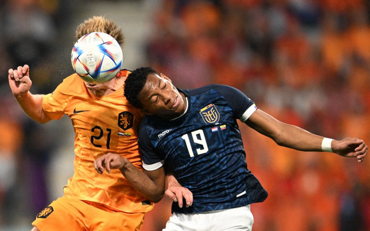 Holanda e Equador se enfrentaram nesta sexta-feira