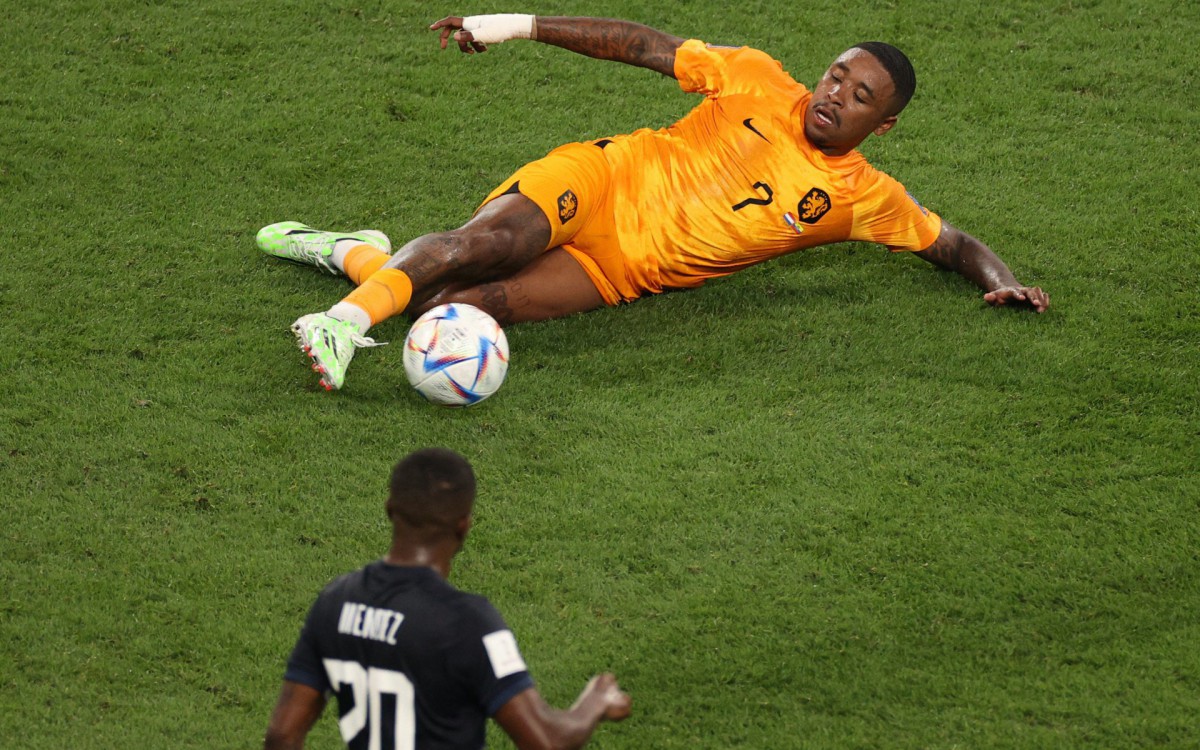 Holanda e Equador se enfrentaram nesta sexta-feira