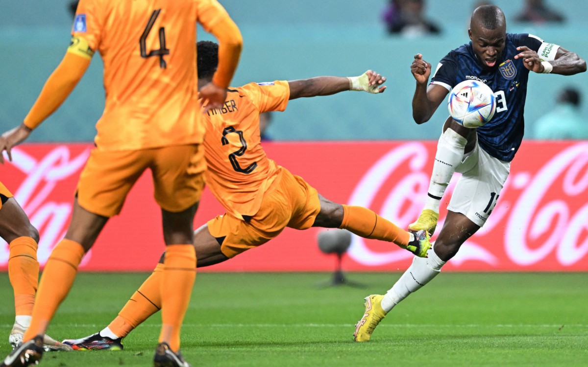 Holanda e Equador se enfrentaram nesta sexta-feira