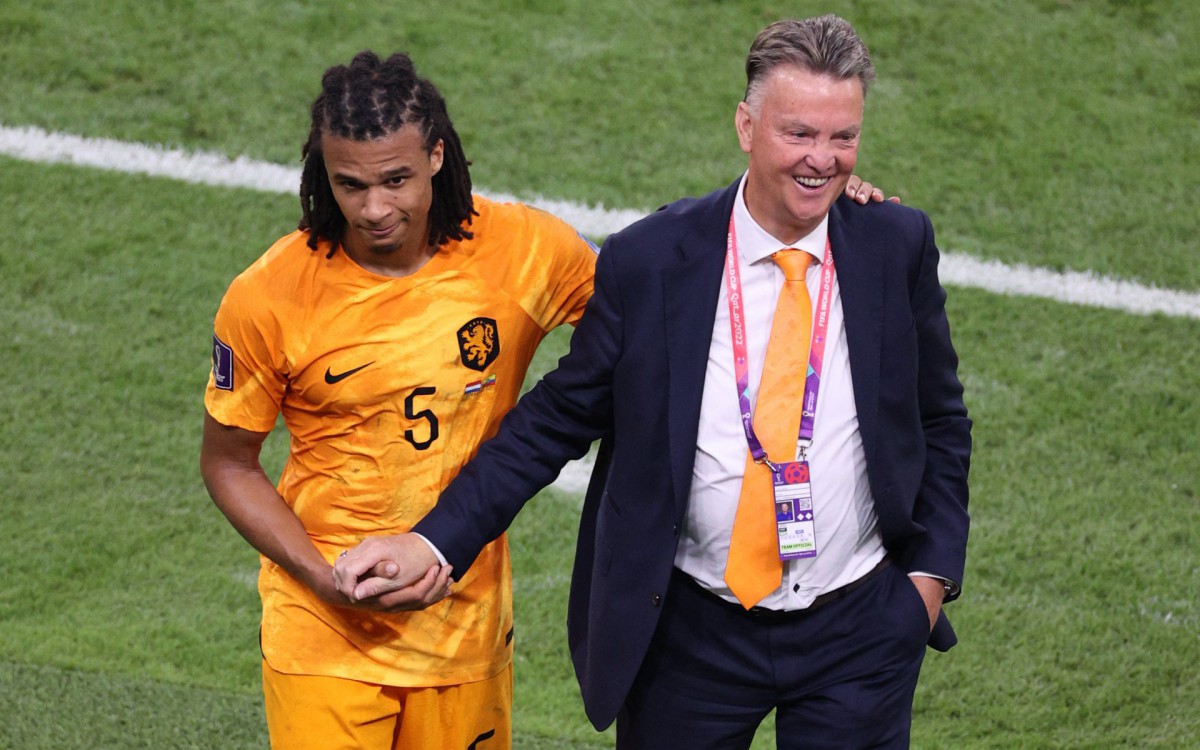 Holanda e Equador se enfrentaram nesta sexta-feira