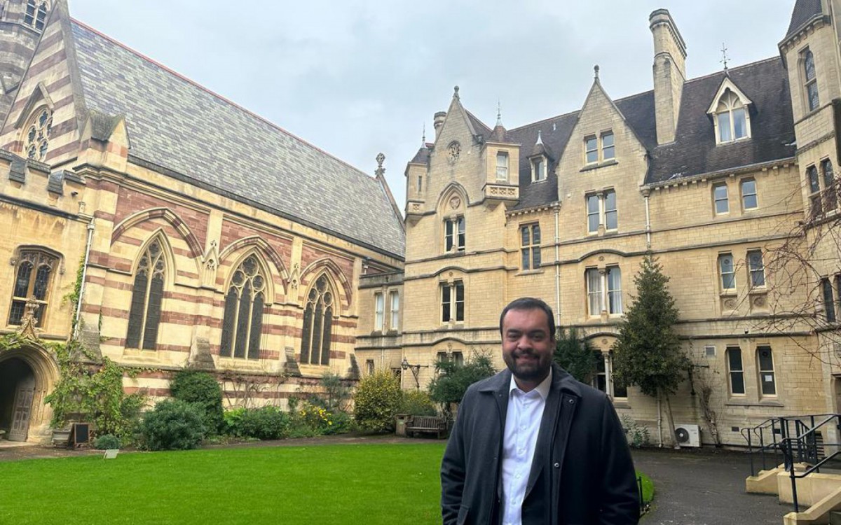 Cláudio Castro participa de encontro de líderes em universidade da Inglaterra - Divulgação