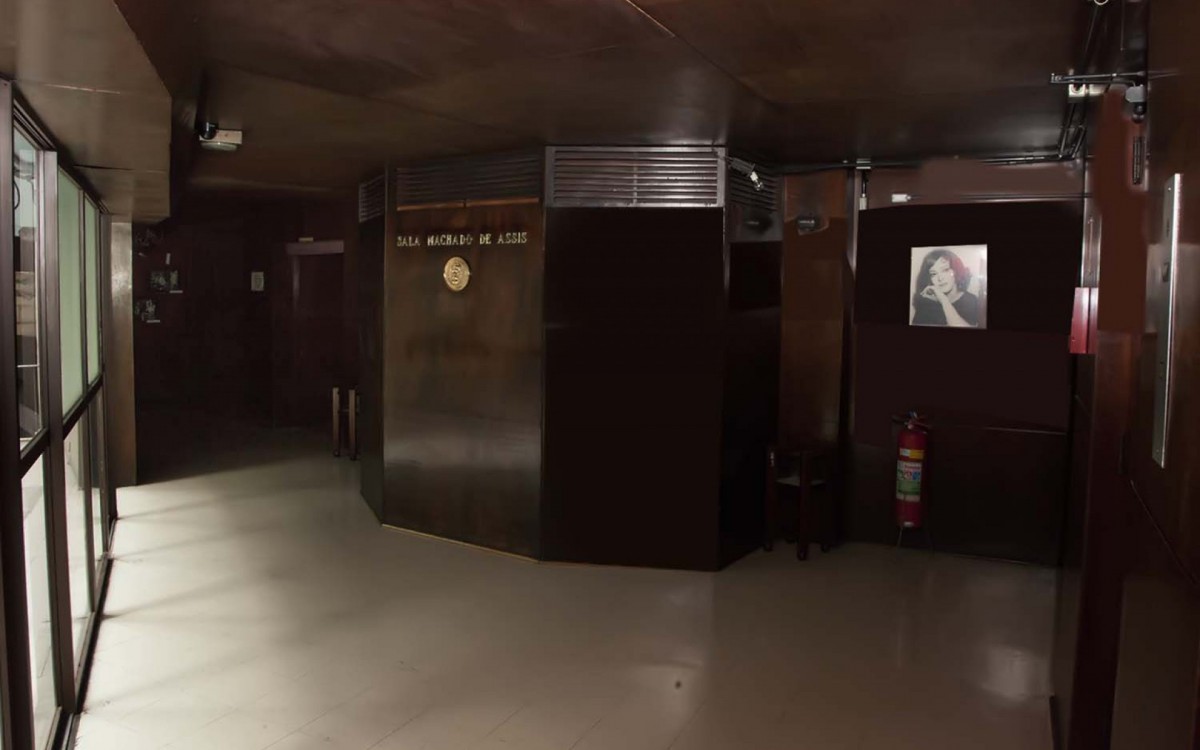 Entrada da Sala de espet&aacute;culos do Teatro Glauce Rocha