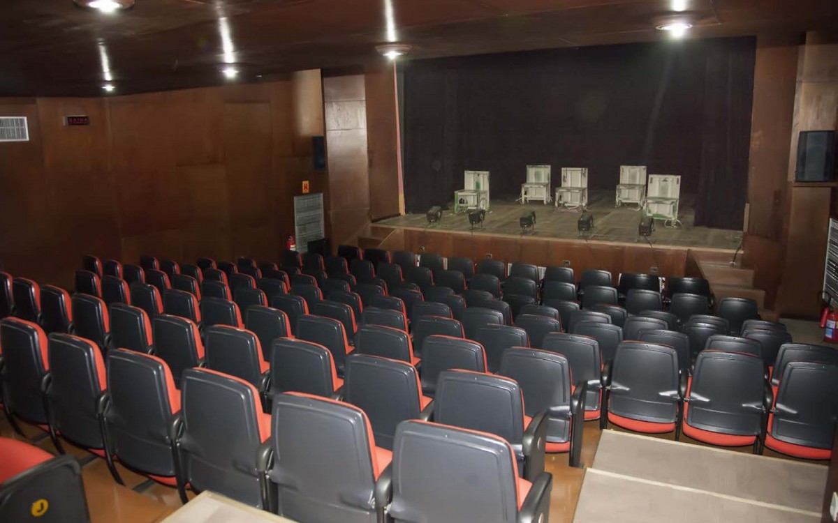 Sala de espet&aacute;culos do Teatro Glauce Rocha