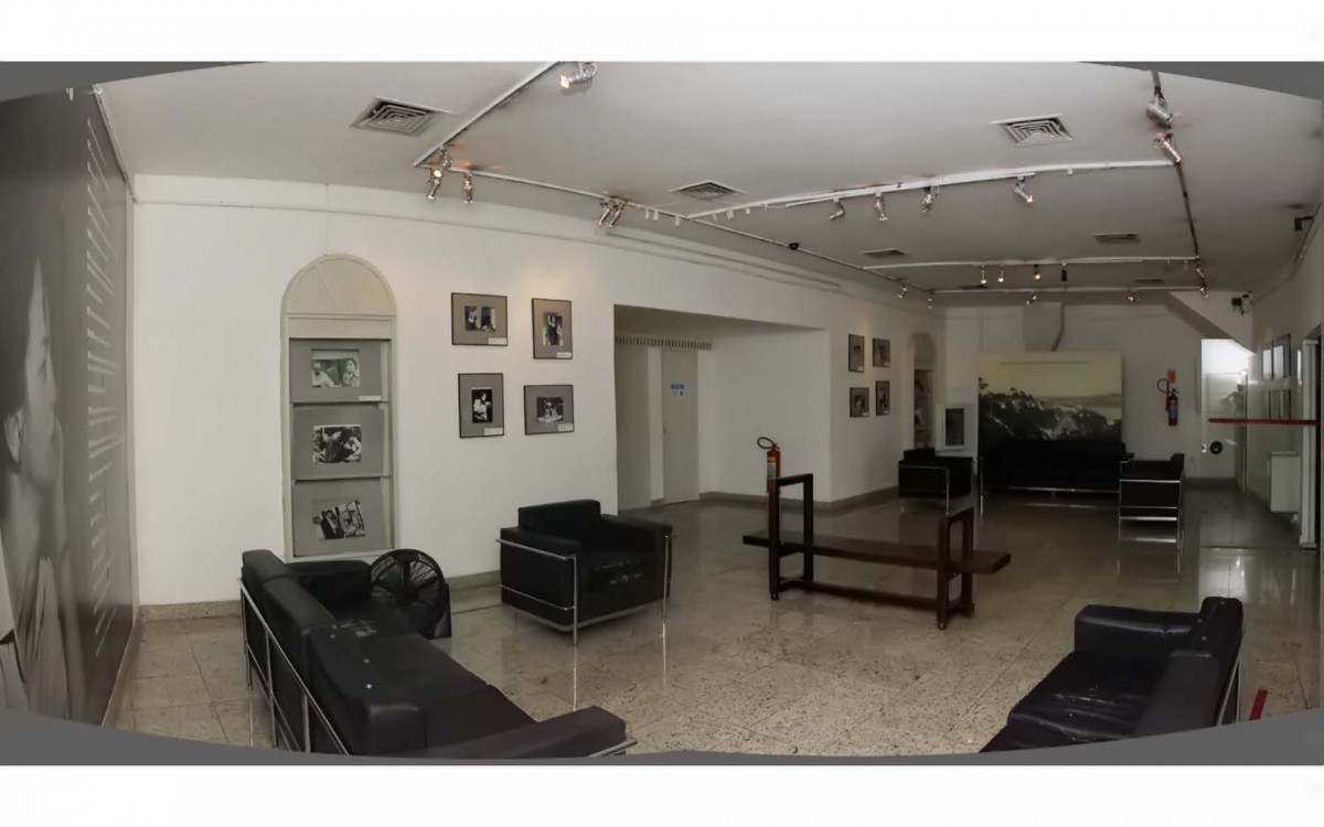 Hall do Teatro Glauce Rocha