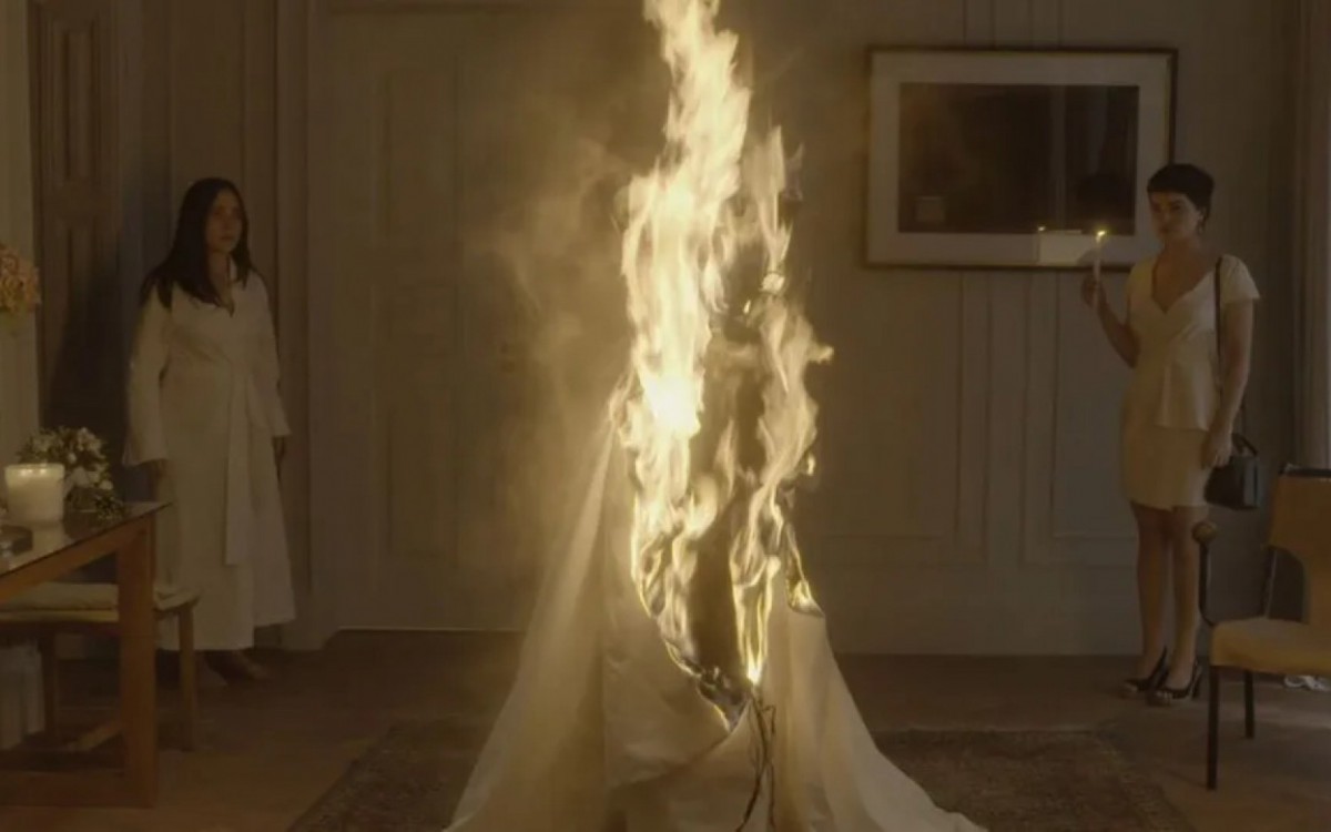 Leonor colocou fogo no vestido de noiva da irmã