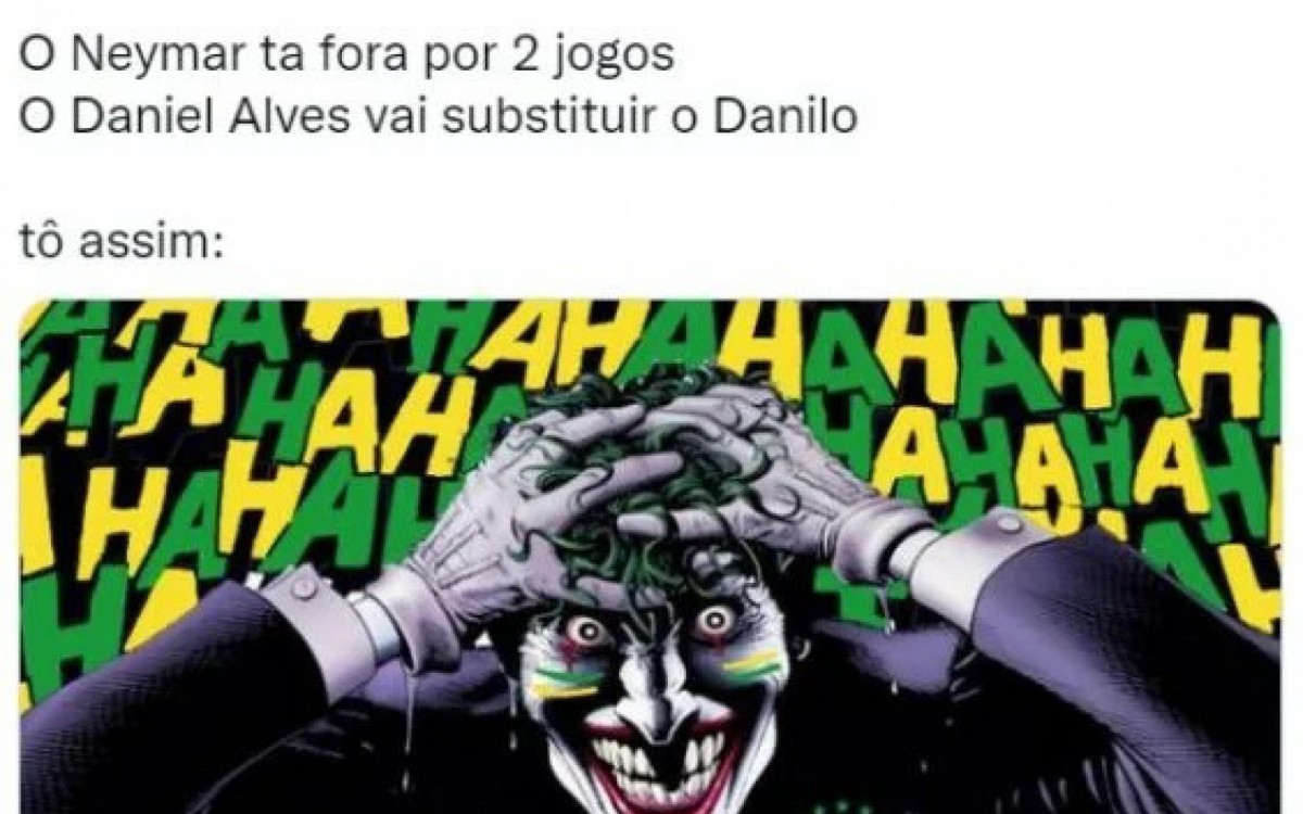 Poss&iacute;vel titularidade de Daniel Alves rende memes na Web