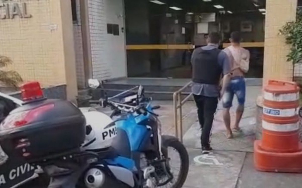 Traficantes presos em Paraty durante o jogo do Brasil.