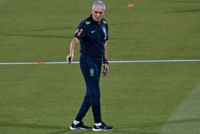 Neymar, Danilo e Antony ficam no hotel da Seleção enquanto grupo treina