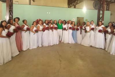 Prefeitura realiza Casamento Comunitário com 20 casais