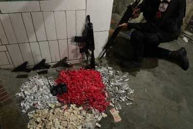 Confronto termina com suspeitos mortos e feridos em Niterói