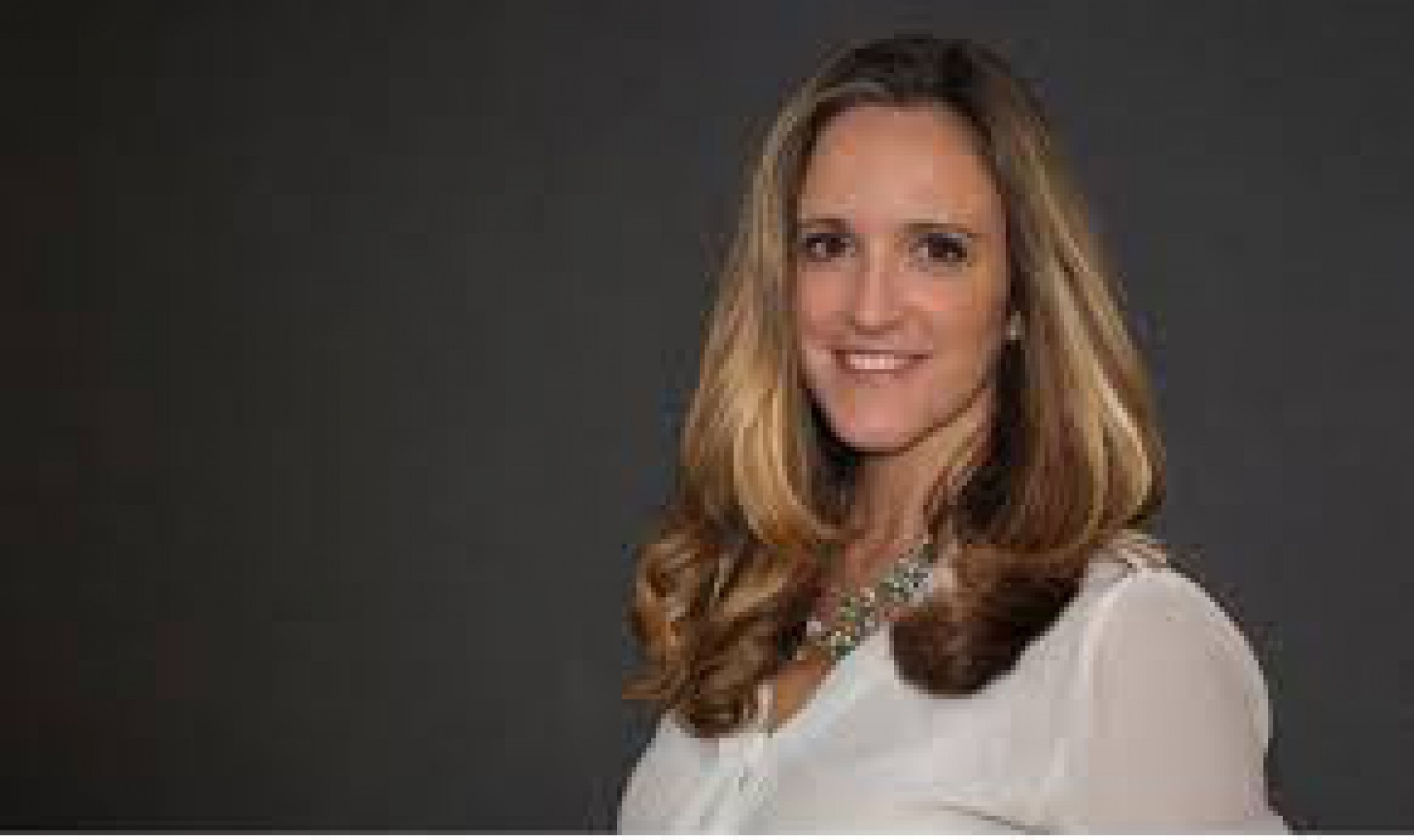 Viviane Piovarcsik - Gerente exclusiva de vendas da CVC  - CVC