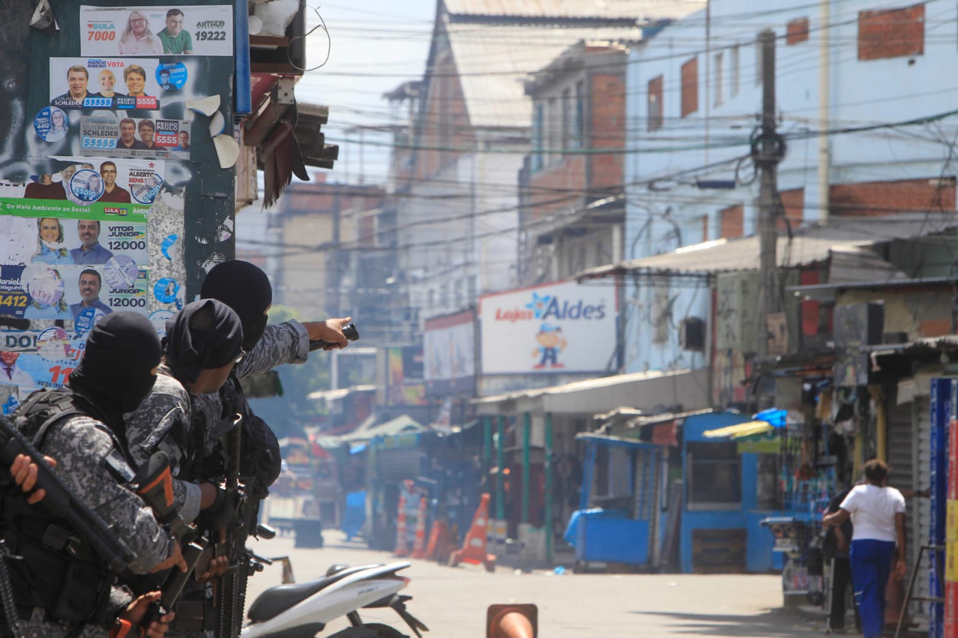 Operação conjunta das polícias Civil e Militar no Complexo da Maré - Reginaldo Pimenta / Agência O Dia