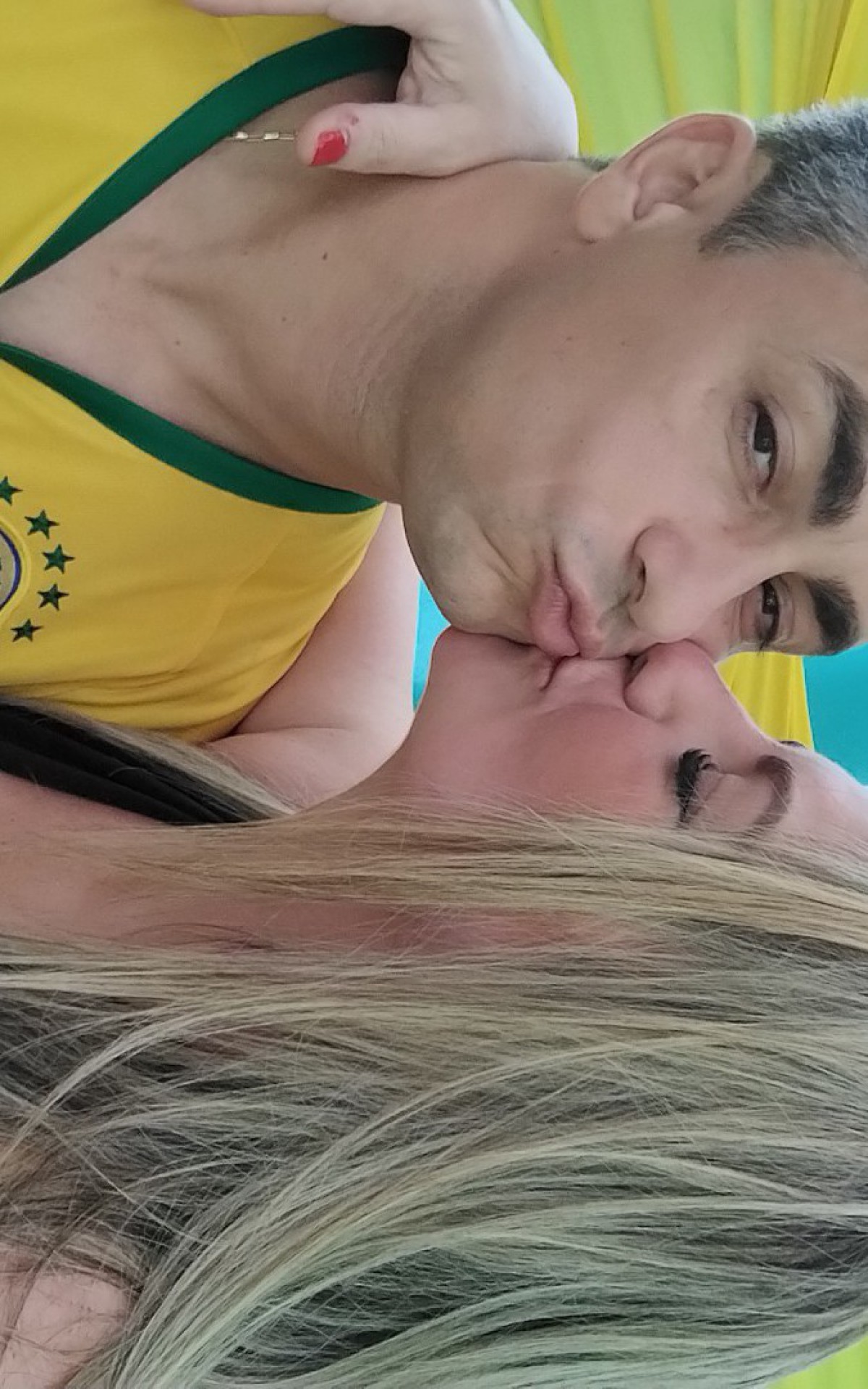 Fernanda Domingues &eacute; flagrada com novo affair no aeroporto de Savaldor. - Divulga&ccedil;&atilde;o.