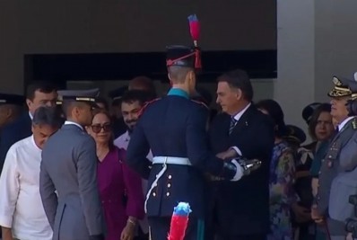 Bolsonaro fica em silêncio em primeira agenda oficial após derrota nas eleições