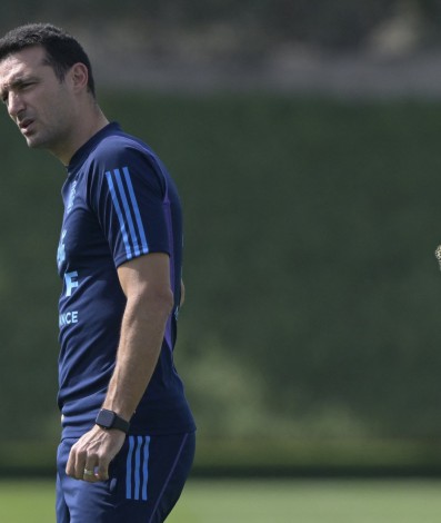 Técnico da Argentina, Lionel Scaloni exaltou Messi após a vitória sobre o México pela Copa do Mundo