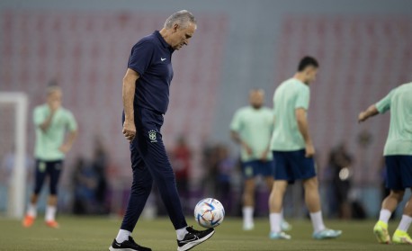 Manuel Neuer bate recorde de Taffarel e se torna o goleiro com mais jogos  em Copas - Sagres Online