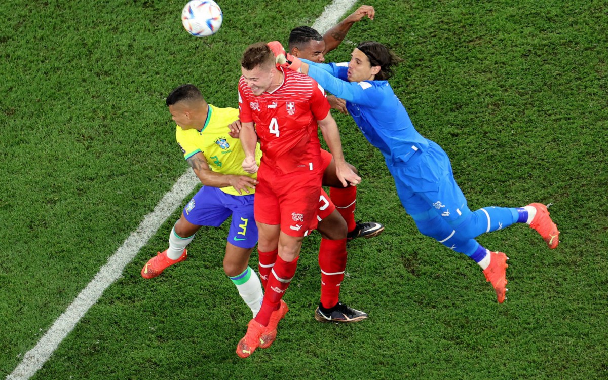 Sele&ccedil;&atilde;o brasileira venceu por 1 a 0 a Su&iacute;&ccedil;a, pelo Grupo G da Copa do Mundo