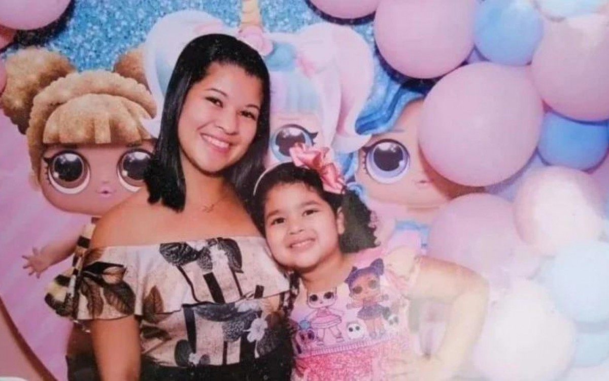  Daniela Barbosa Caires, 24 anos, e J&uacute;lia Sophia Barbosa, 8 anos, morreram no local