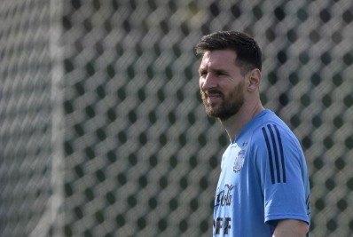 Com dores, Messi será titular em decisão da Argentina na Copa do Mundo