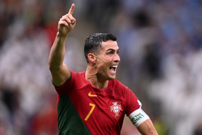 Cristiano Ronaldo entra em campo e completa 200 jogos pela seleção de Portugal