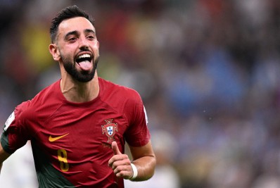 Após garantir vaga nas oitavas da Copa, Bruno Fernandes valoriza o grupo: 'A figura de Portugal é o conjunto'
