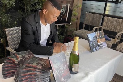 Sargento PM escritor do Batalhão de Belford Roxo lança terceira obra