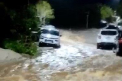 Arraial do Cabo entrou em estado de alerta por conta das chuvas deste domingo (27)