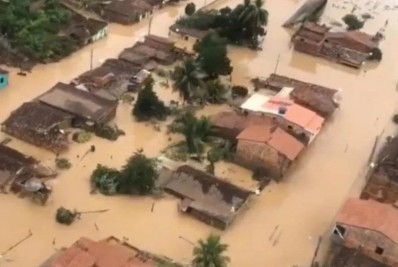 Temporal provoca a evacuação de cerca de 3 mil pessoas no sul da Bahia