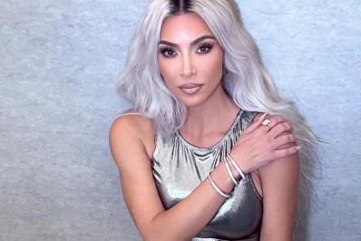 'Poderia governar um país', diz Kim Kardashian após assistir 'The Crown'