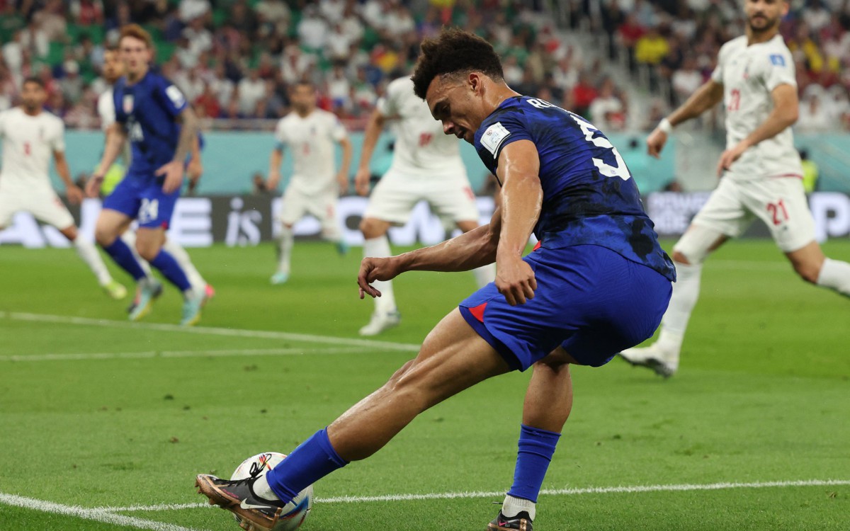 Estados Unidos e Ir&atilde; fizeram duelo decisivo pelo Grupo B