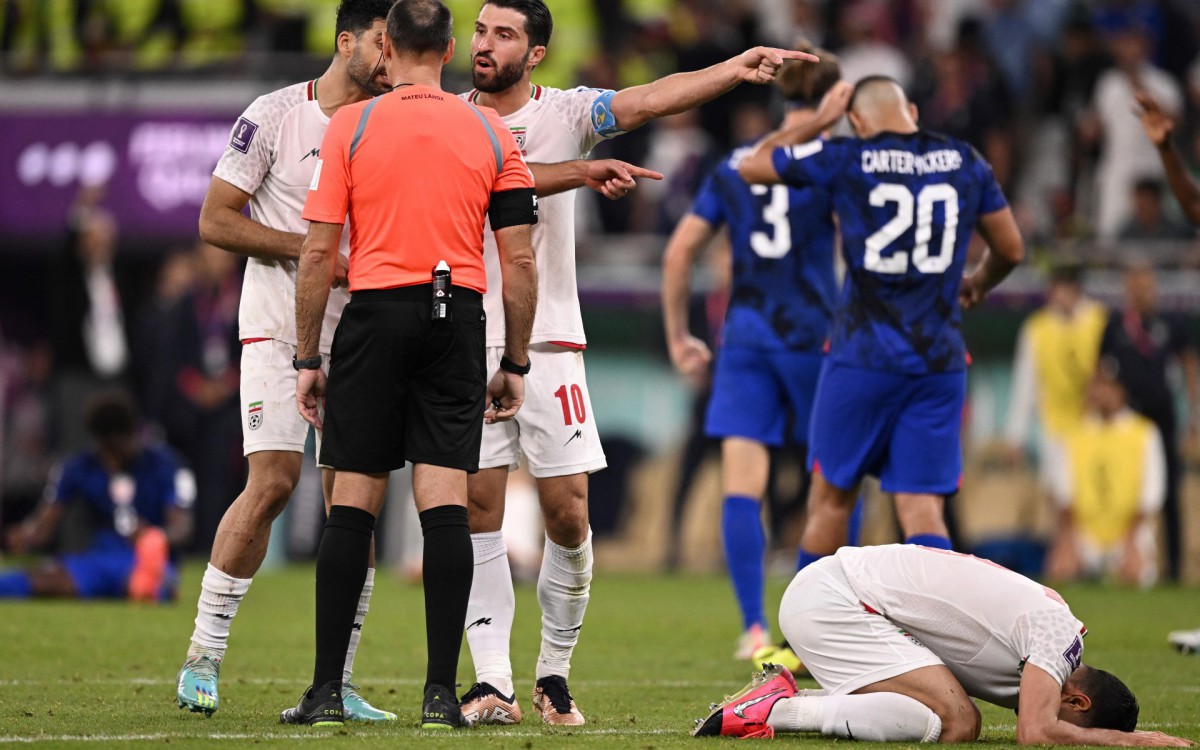 Estados Unidos e Ir&atilde; fizeram duelo decisivo pelo Grupo B