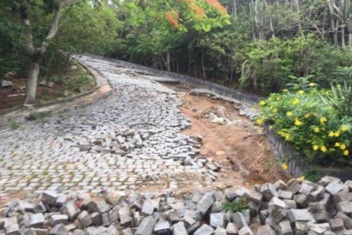 Prefeitura de Arraial do Cabo fecha acesso ao Pontal do Atalaia