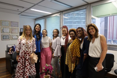 Mulherada da Alerj se reúne para articular aumento de espaço na Casa